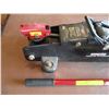 Image 3 : Motomaster 2 1/2 Ton Floor Jack (Never Used)