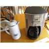 Image 2 : Black and Decker Coffee Maker, Coffee Butler, Clock