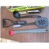 Image 2 : Lot of Kitchen Utensils