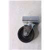 Image 3 : (2) 6" Castors with Swivel Base