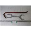 Image 1 : 3 in One Spud Wrench - Pry bar