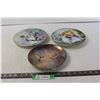 Image 1 : (3) Picture Plates with Gold Rim