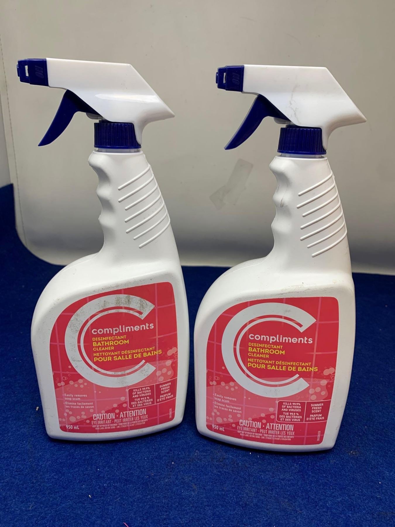 Compliments Clean Compliments Disinfectant Bathroom Cleaner (2 x 950ml)