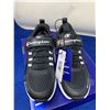 Image 3 : Champion Kids Size 1 Shoes