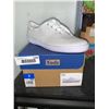 Image 2 : Keds Ladies Size 7 White  Sneakers