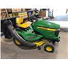 Image 1 : John Deere X304 Ride On Lawn Mower