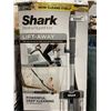 Image 2 : Shark Navigator Corded Vacuum