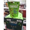 Image 1 : Twigz Zesty Dill Pickle Pretzel Sticks 12x130g