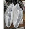 Image 2 : Lot of 2 Sealy Cooling Pillows, Standard Queen Size