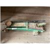 Image 1 : Alltrade 2 ton hydraulic floor jack