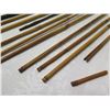 Image 8 : Multiple Bamboo Arrows w/ Metal Heads in Vintage Leather Quiver 20"L