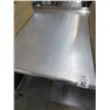 Image 2 : 5' S/S Bullnose Rolling Table w/Undershelf