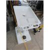 Image 1 : CHN Portable Hand Washing Sink