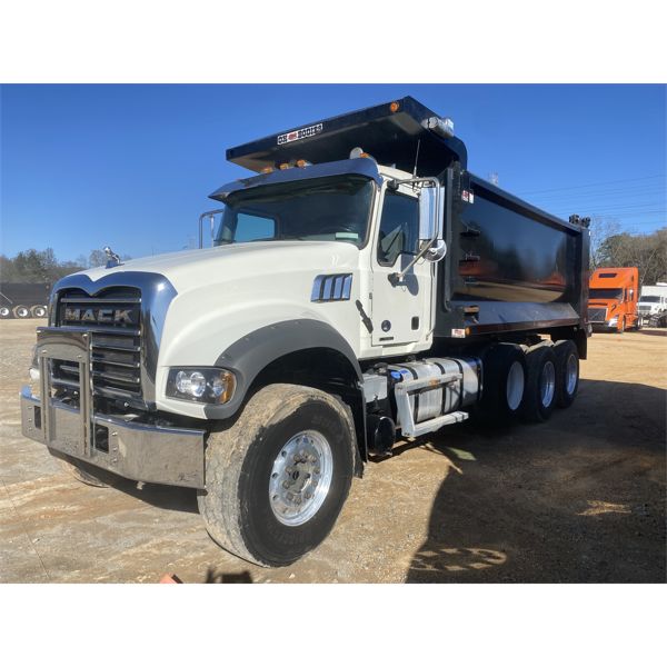 2021 MACK GR64F Dump Truck