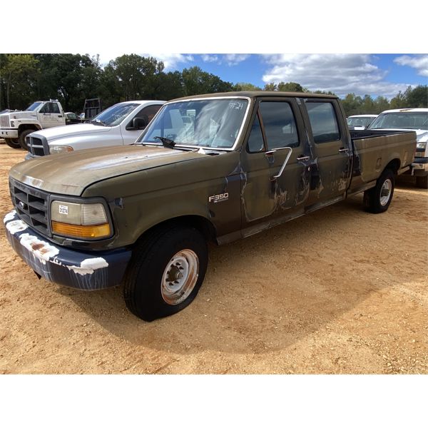 1993 FORD F350 XL Pickup Truck
