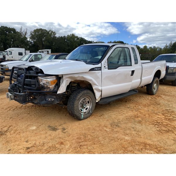 2016 FORD F350 XL Pickup Truck