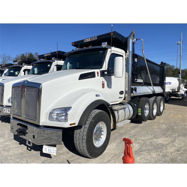 2023 KENWORTH T880 Dump Truck