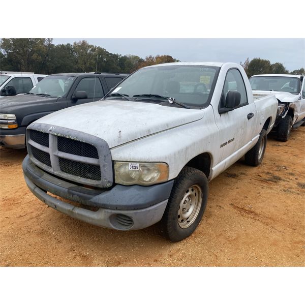 2005 DODGE RAM 1500 Pickup Truck