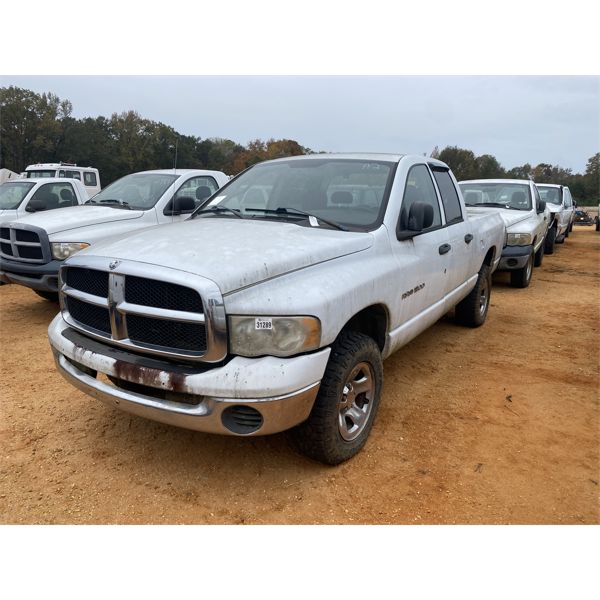 2005 DODGE RAM 1500 Pickup Truck
