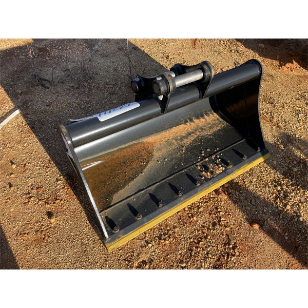 TROJAN 35CL-DC 42" CLEANOUT BUCKET