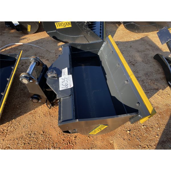 TROJAN 80CL-TILT 48" TILT BUCKET