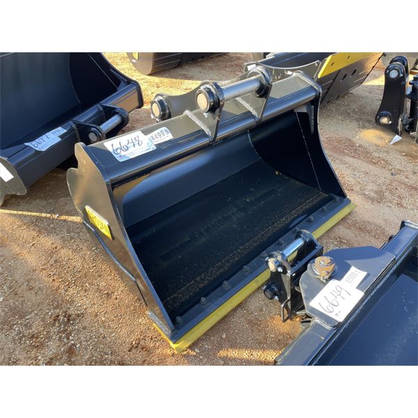 TROJAN 120CL-DC 60" CLEANOUT BUCKET