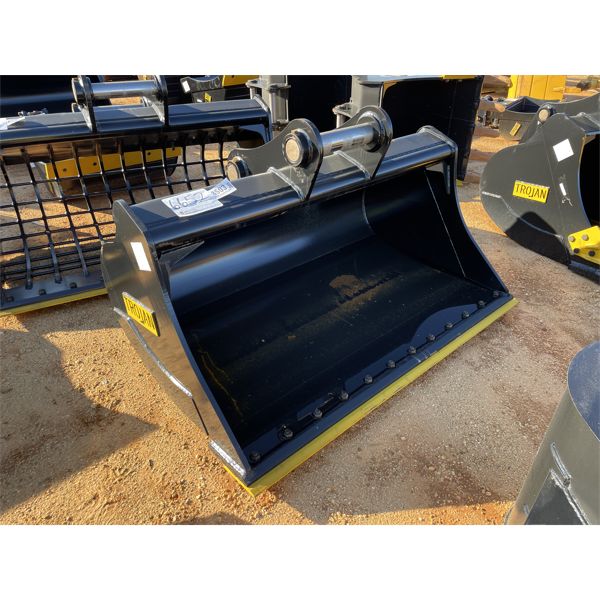 TROJAN 200CL-DC 72" CLEANOUT BUCKET