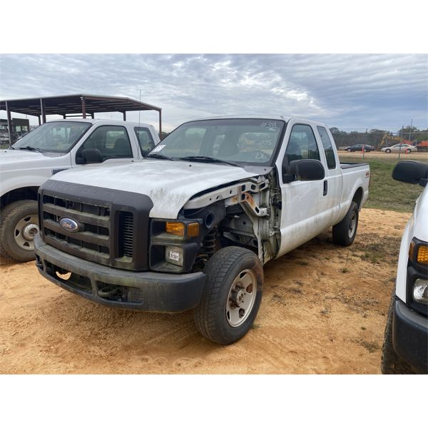 2008 FORD F250 XL Pickup Truck