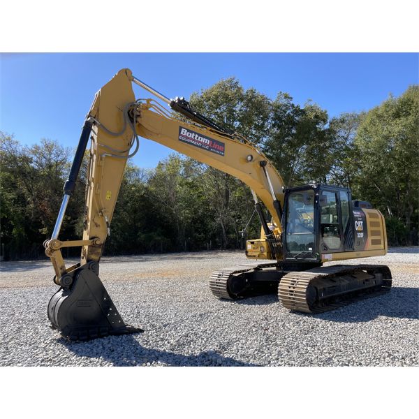 2017 CAT 320FL Excavator