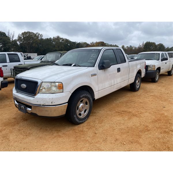 2007 FORD F150 XL Pickup Truck
