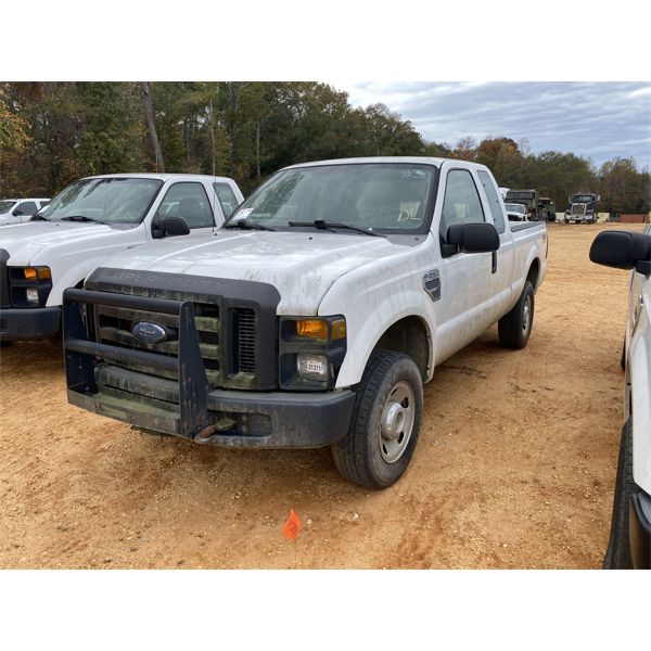 2008 FORD F250 XL Pickup Truck