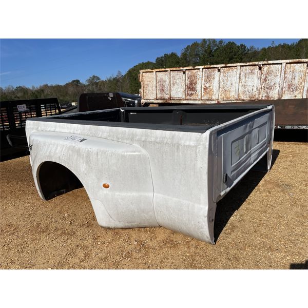 FORD DUALLY TRUCK BED - J.M. Wood Auction Company, Inc.