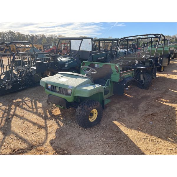 JOHN DEERE GATOR TS UTV