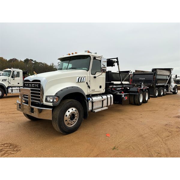 2023 MACK GR64F Roll Off Truck