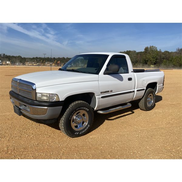 1998 DODGE Ram 1500 Pickup Truck