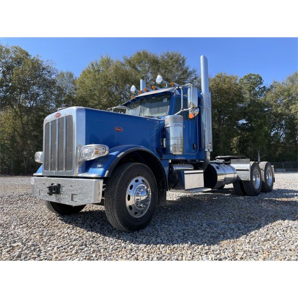 2024 PETERBILT 389 Day Cab Truck