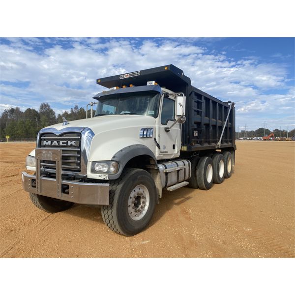 2017 MACK GU713 Dump Truck