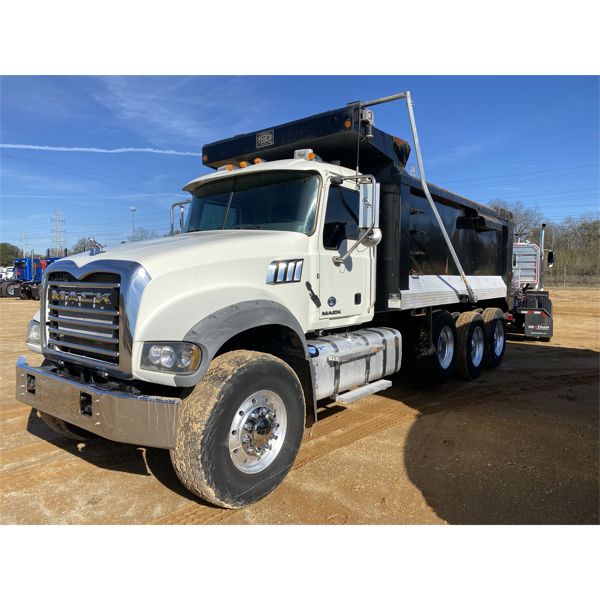 2017 MACK GU713 Dump Truck