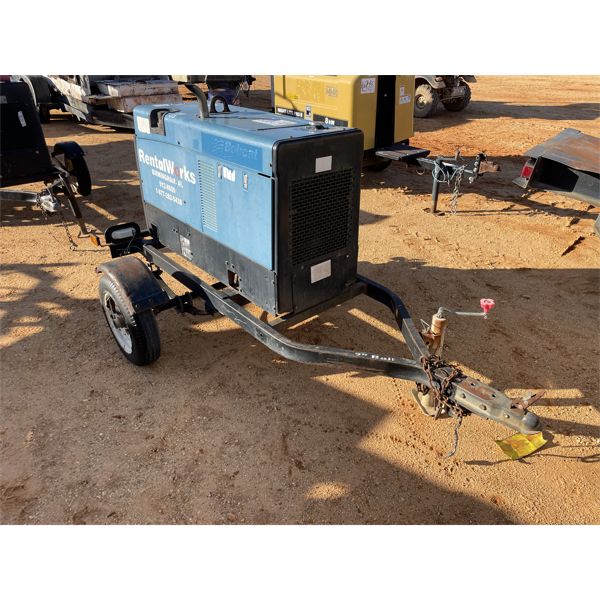 2010 MILLER BOBCAT 250 WELDER