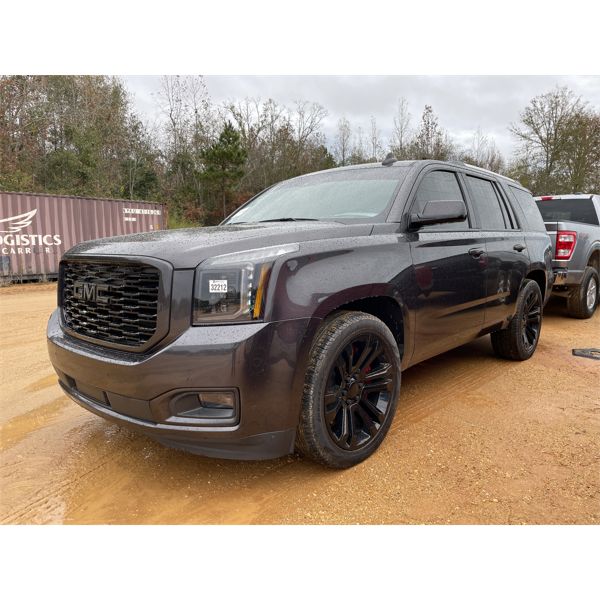2018 GMC YUKON DENALI SUV