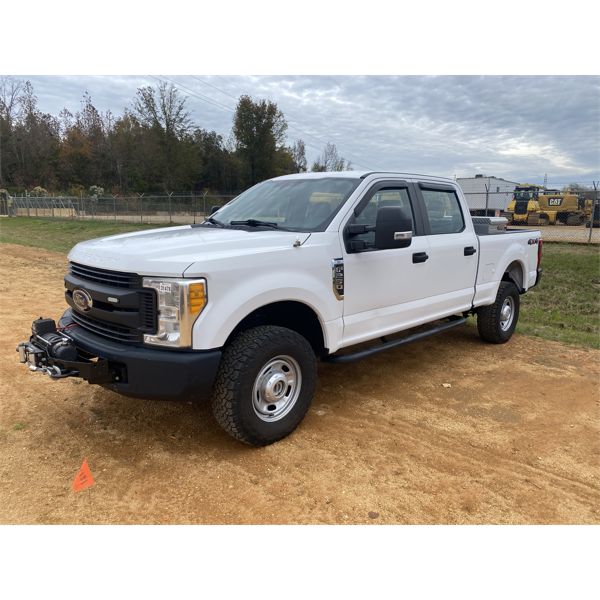 2017 FORD F250 XL Pickup Truck