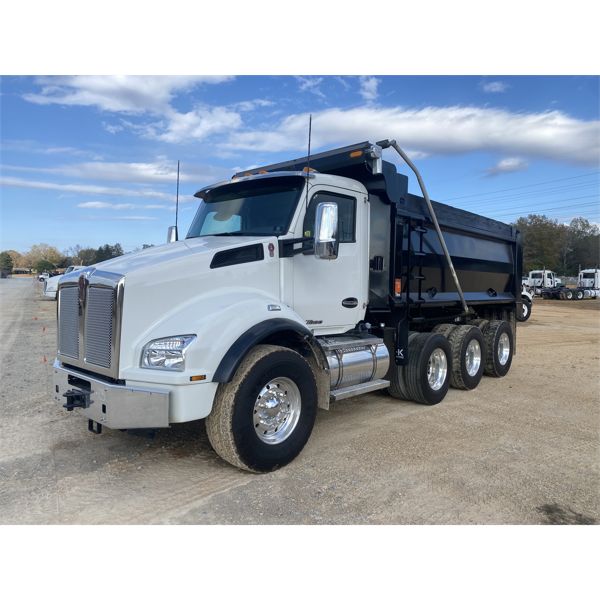 2022 KENWORTH T880 Dump Truck
