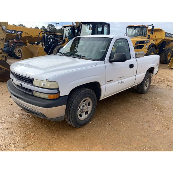 2002 CHEVROLET SILVERADO 1500 Pickup Truck