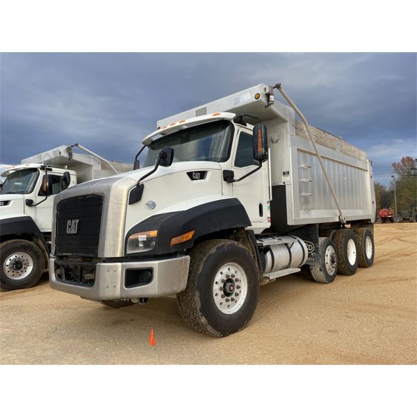2014 CAT CT660S Dump Truck