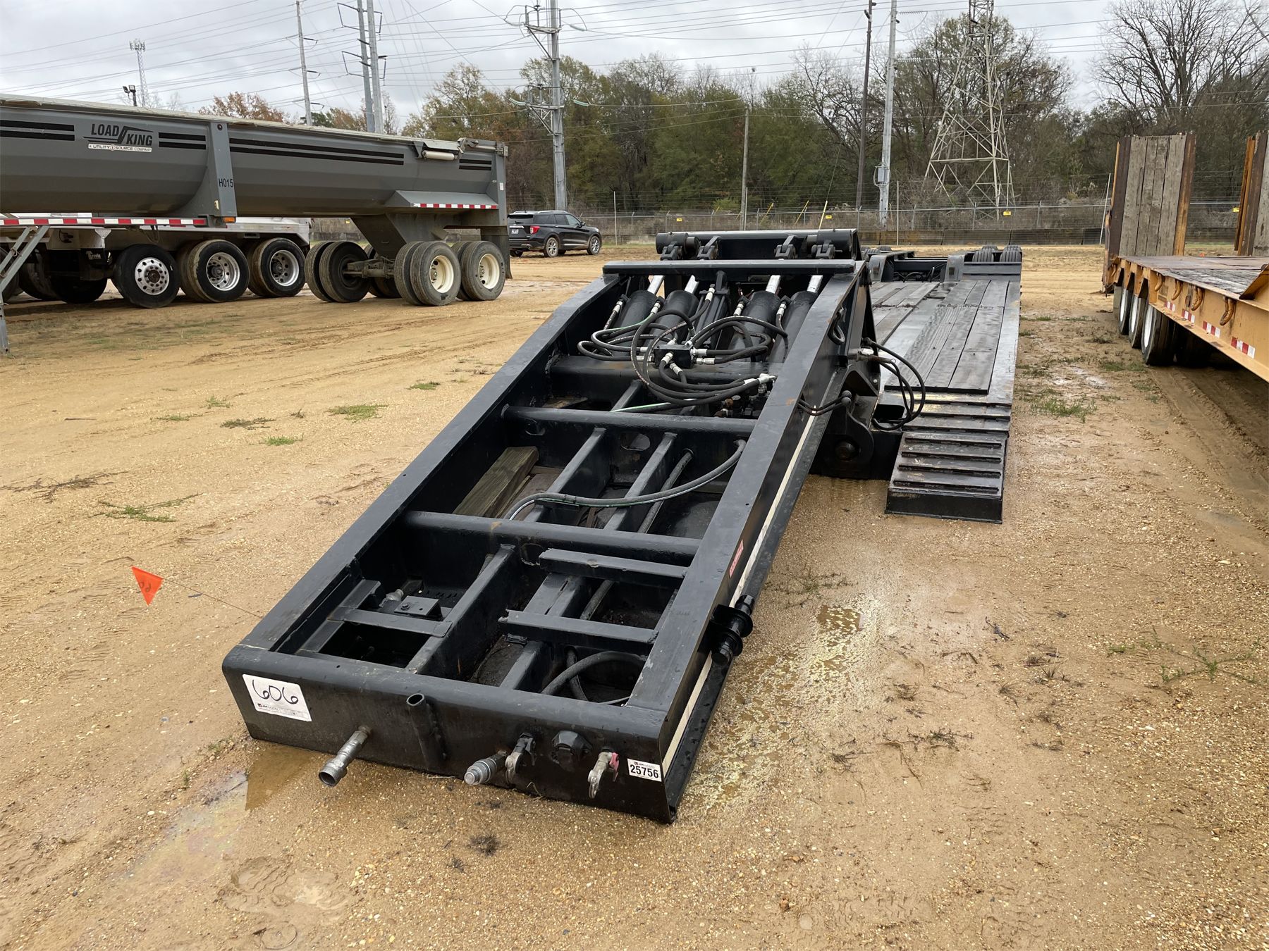 Talber 2001 TALBERT Lowboy Trailer - J.M. Wood Auction Company, Inc.