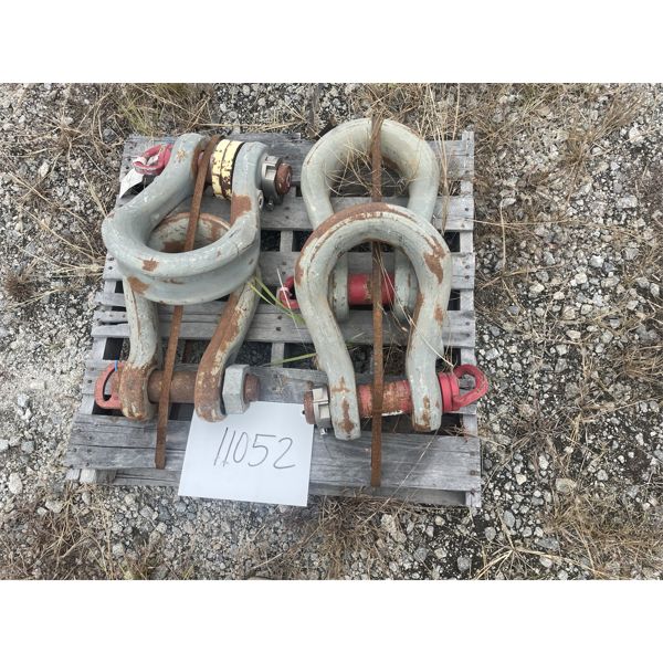 CROSBY 75 TON SHACKLES