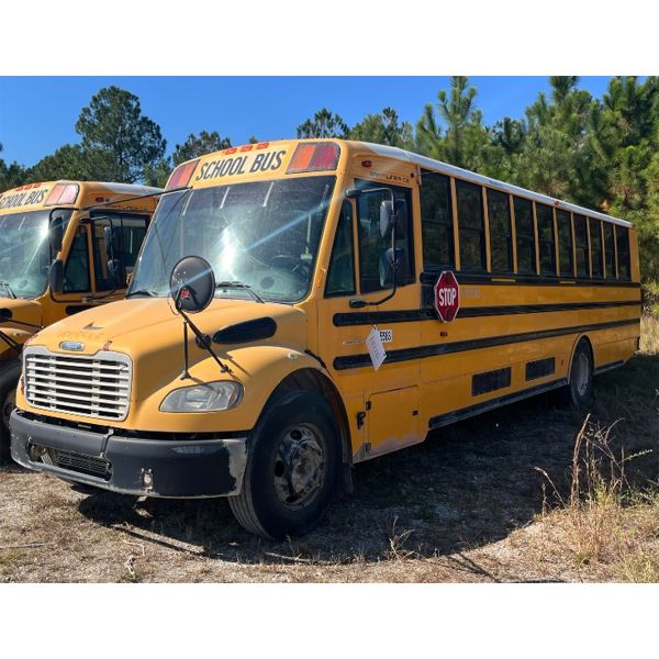 2015 THOMAS SAF-T-LINER C2 Bus