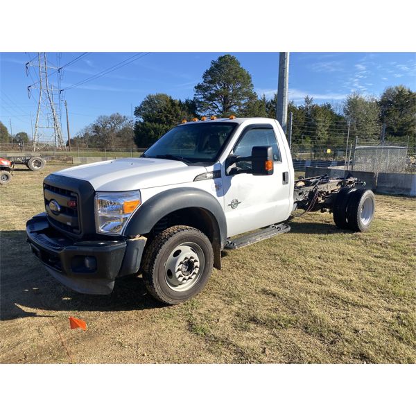 2012 FORD F550 XL Cab and Chassis Truck