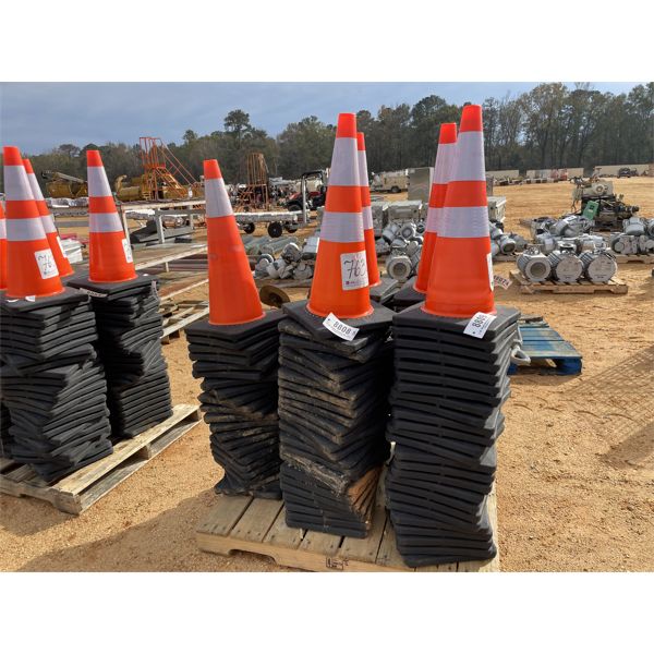 (25) SAFETY CONES