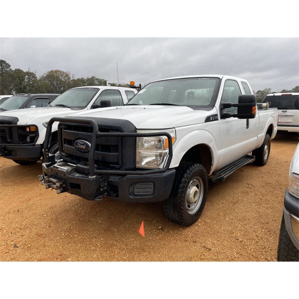 2012 FORD F250 XL Pickup Truck